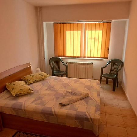 Apartament 3 Camere Etaj 6 Strada Rozelor Mangalia Bagian luar foto